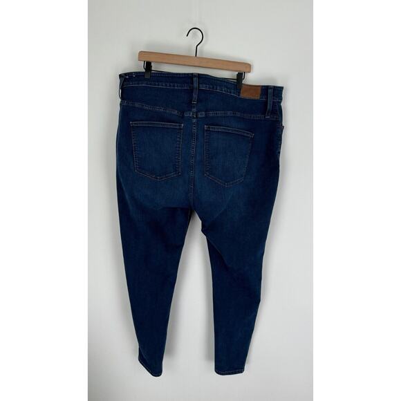 Madewell Womens Blue Denim Jeans Curvy High Rise Skinny Leg Medium Wash Size 36 - Picture 2 of 6